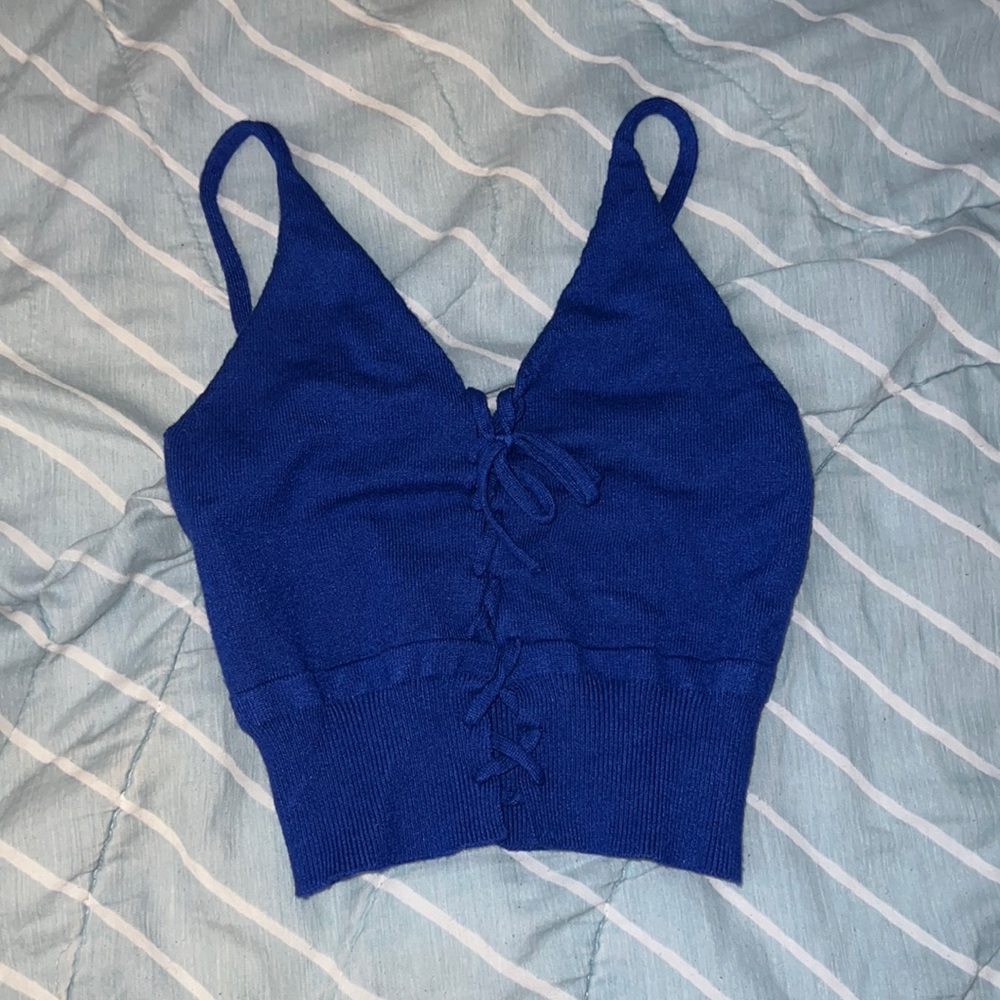 Cropped Tank - Picture 1 of 3